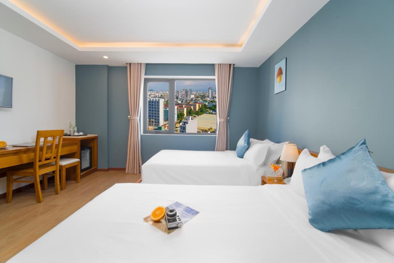 Merry Land Khách sạn 4*